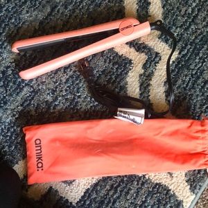 Brand New Straightener